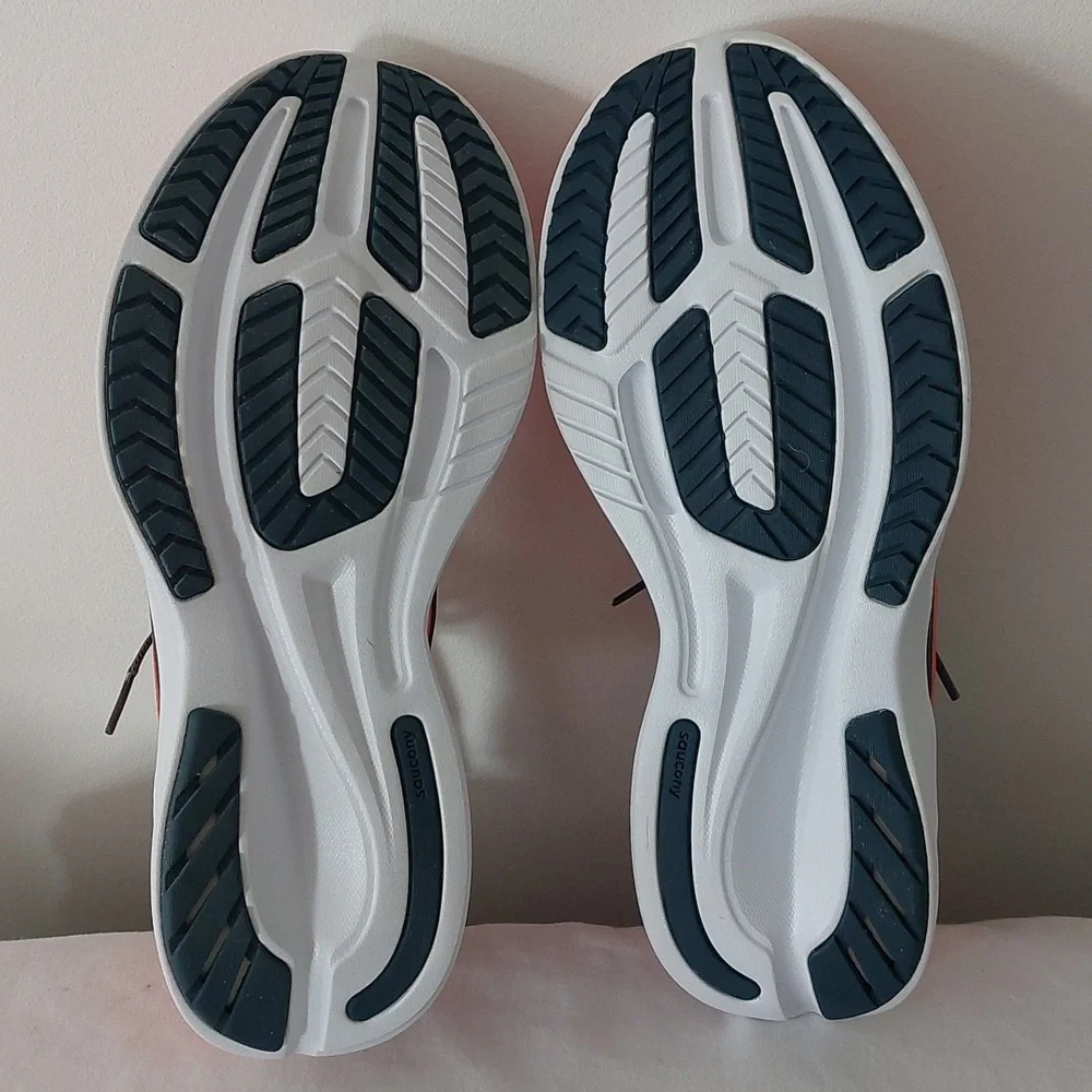 NWT Saucony Ride 15 Women - Picture 4 of 6